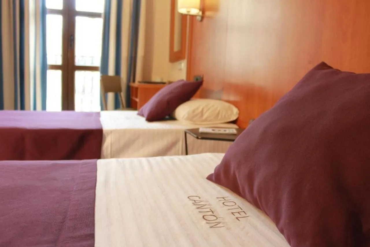 Hotel Canton Barcelona 0*,